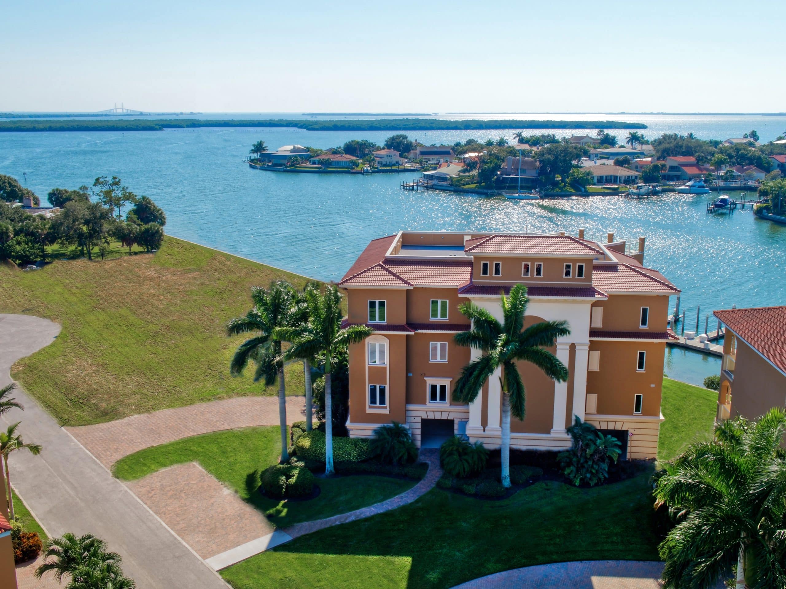 Luxury Waterfront Homes for Sale | Marina Bay St. Petersburg